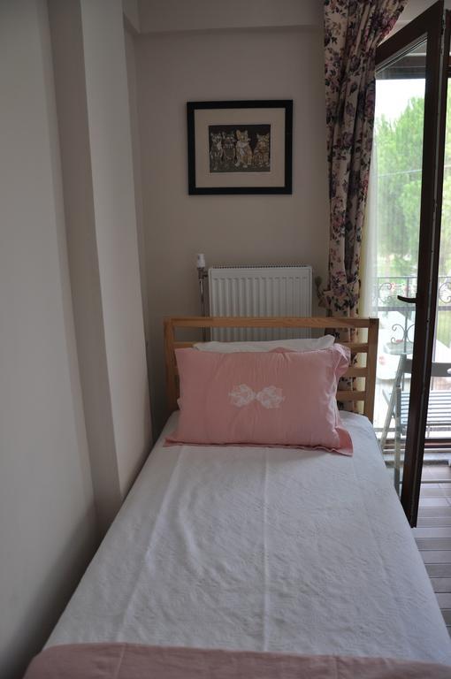 Triple Room with Garden View